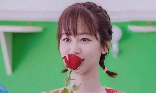 带颜色的明星名字,揭秘带色明星名字背后的故事